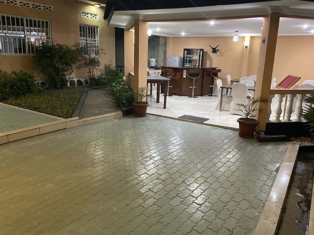 Kalz Guest House