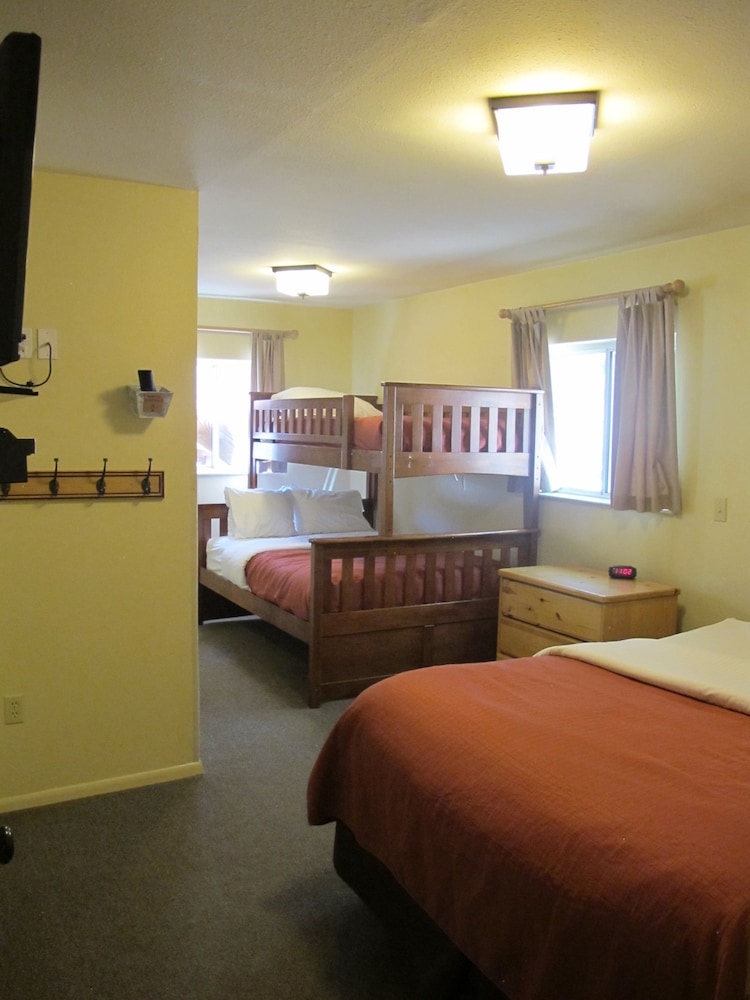 Convict Lake Resort