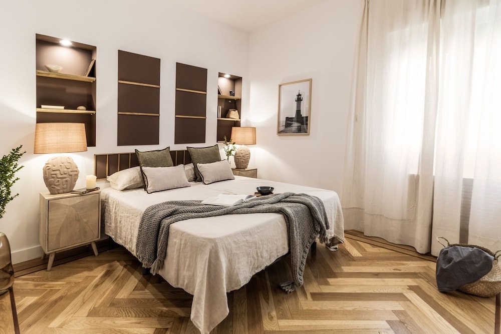 Arzano - 4 Bedrooms and Office in Castilla
