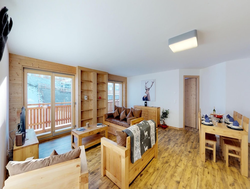 Pleasant Apartment With View