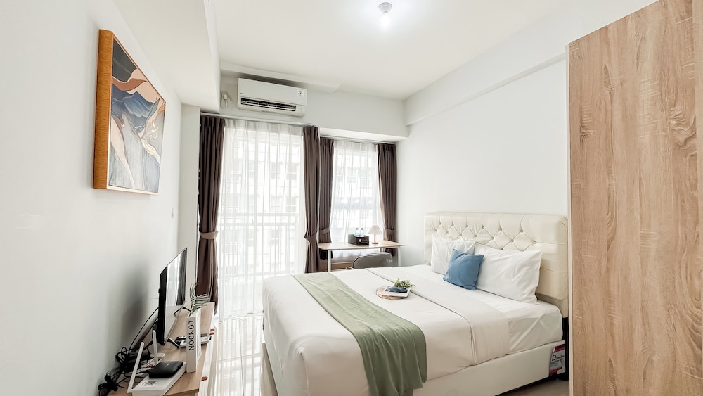 Elegant and Homey Studio Apartment Citra Living