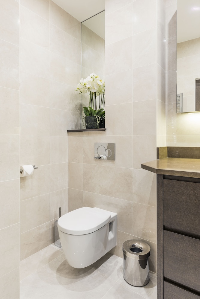 Luxury Apartment Paris Louvre II