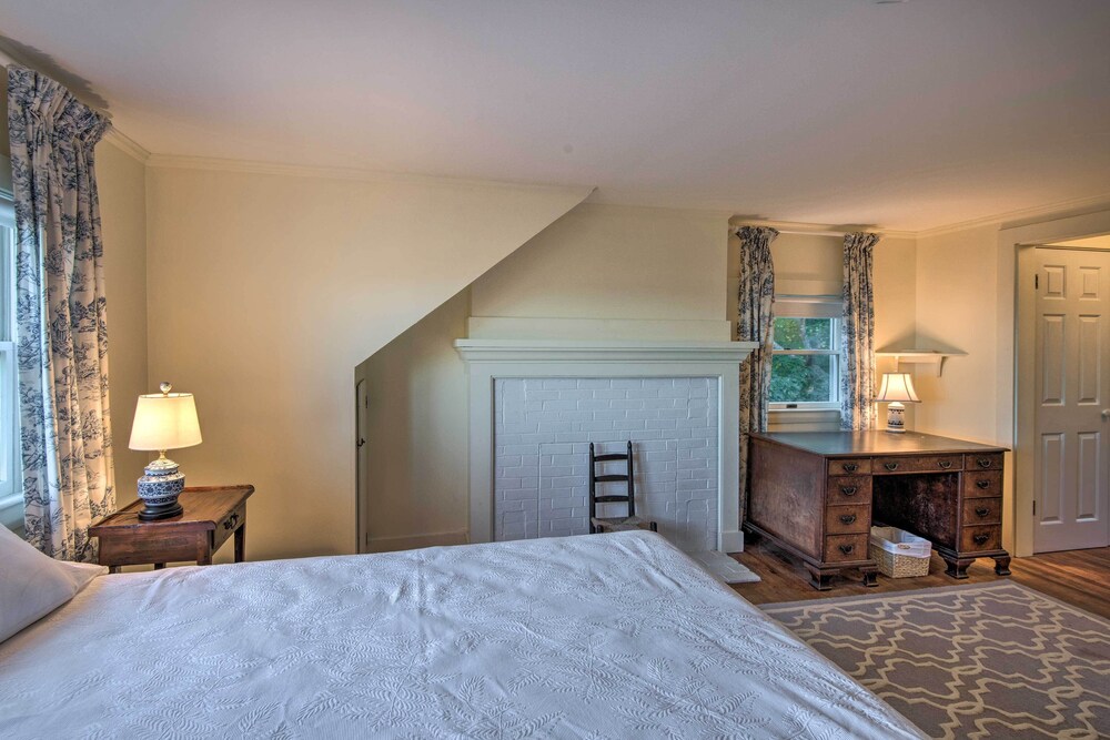 Expansive Beachfront Retreat w/ Outdoor Shower - Property Image 71