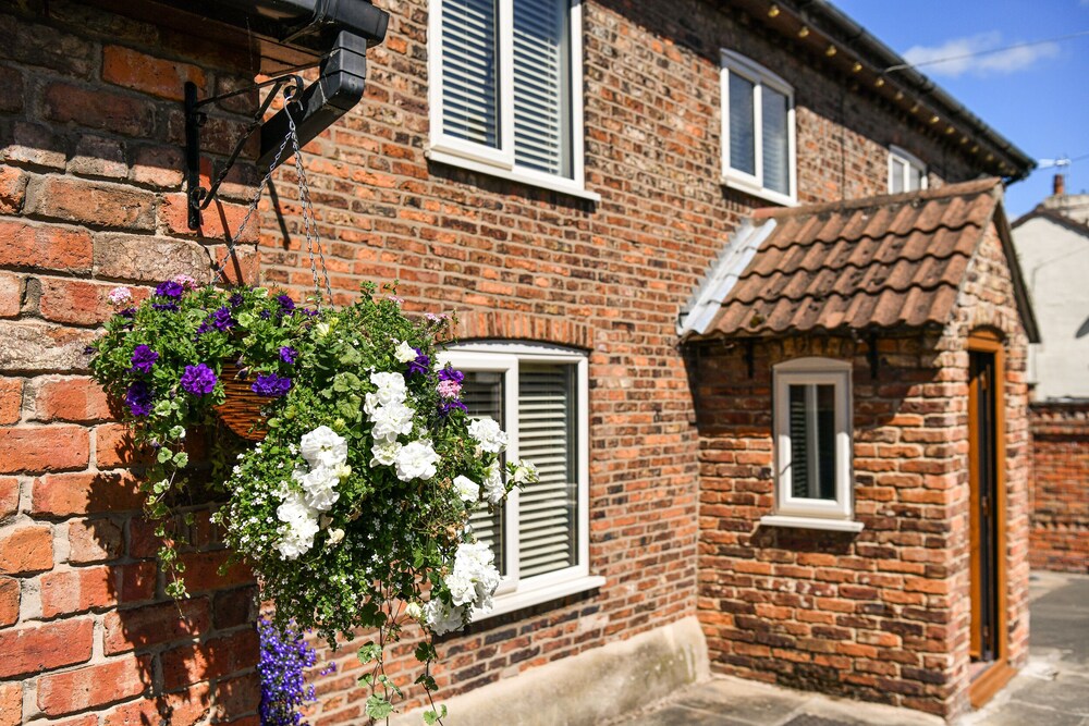 Dovecote Farm House