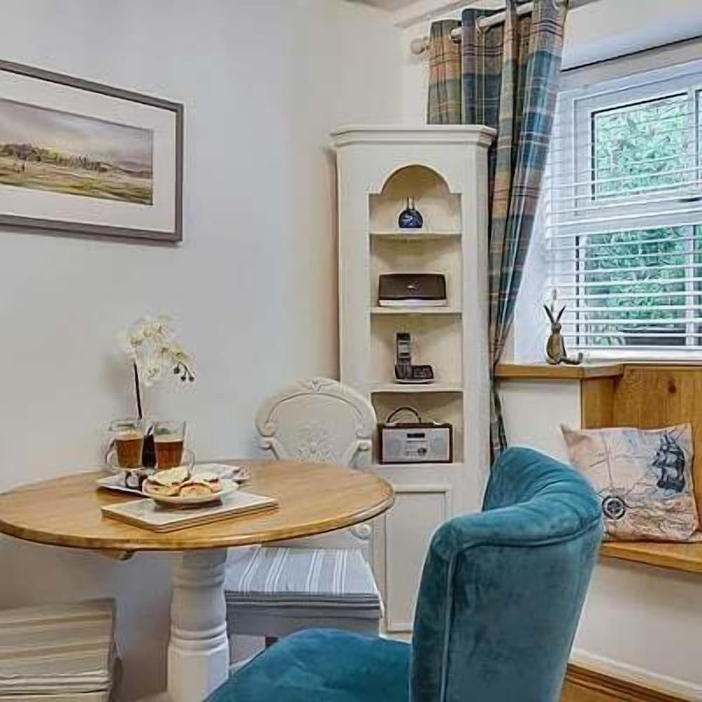 Coach House Bungalow view 3