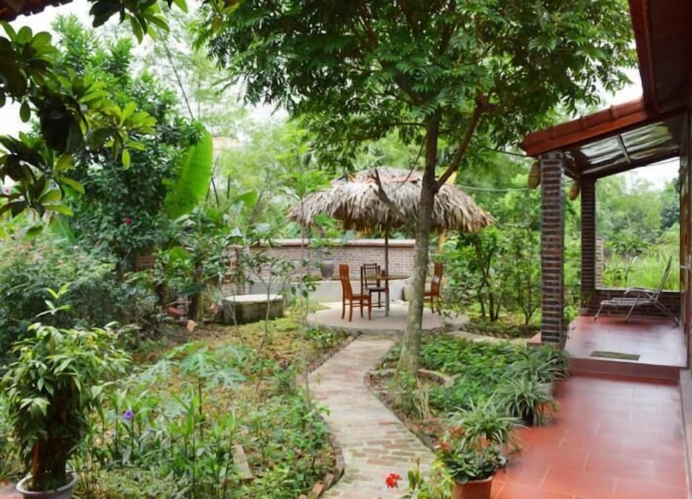 Van Long Family Homestay