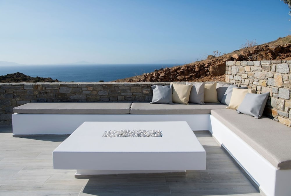 Rising Sun sea View Villa Near the Beach Paros
