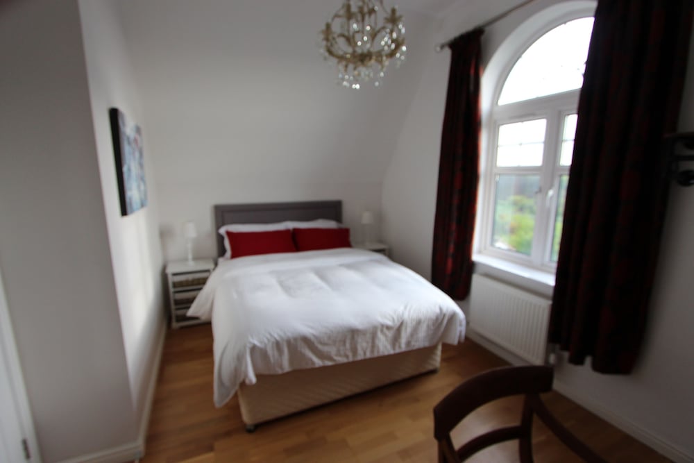 Immaculate 4Bd Family Home In Lee On The Solent