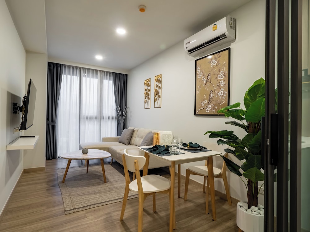 Laguna SkyPark new brand apartments