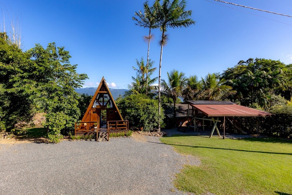 Chal Confort vel com Pisc Wifi Garagem e Jacuzzi