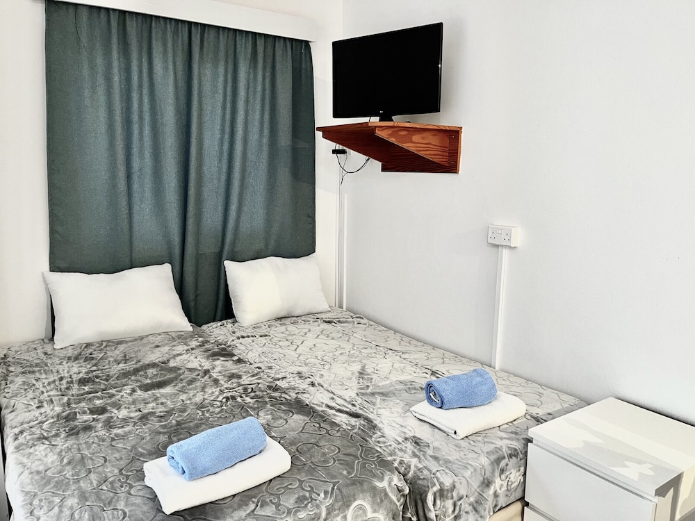 79 AN - Stay Nissi Chrysland Studio 110