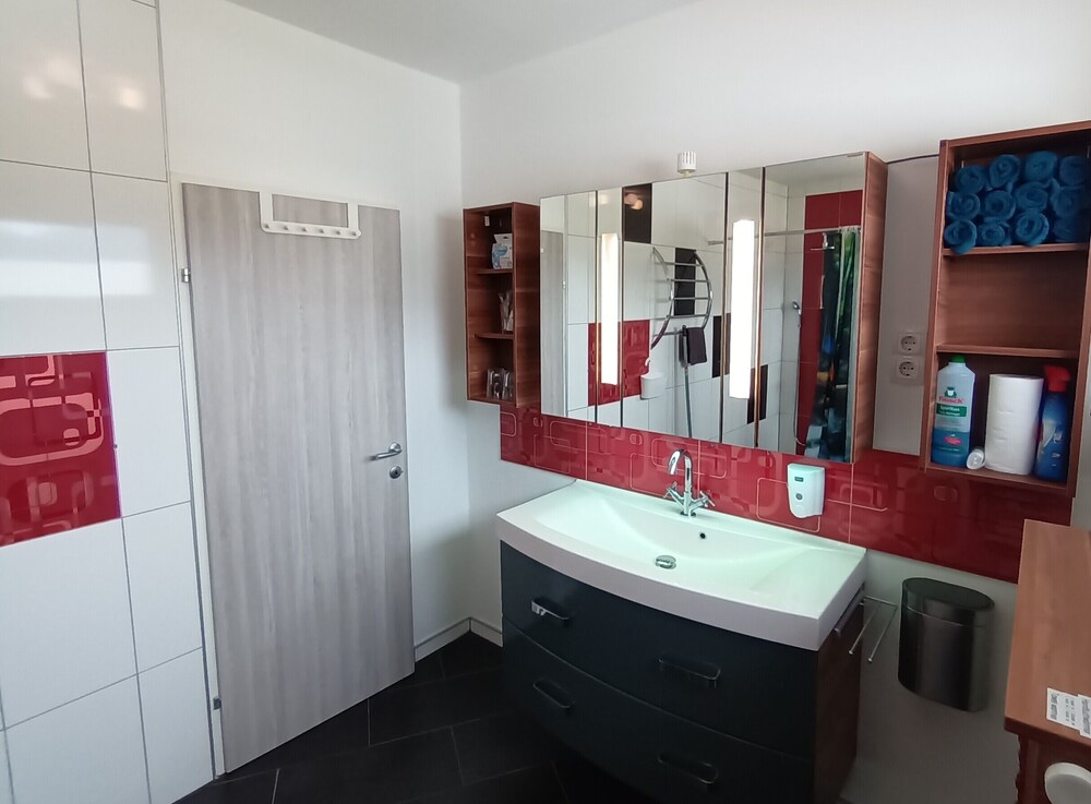 Aw82 - Apartments in the Sunny South, Directly in the Countryside and Quickly in
