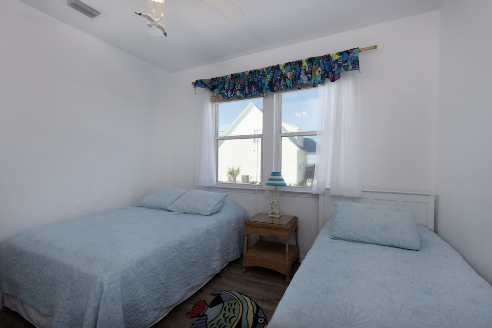Simple Pleasures - Nothing Between You And The Water But Sugar White Sand! 3 Bedroom Home by RedAwning view 2