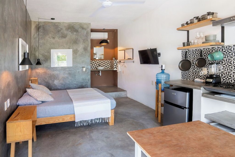 Sayula Home