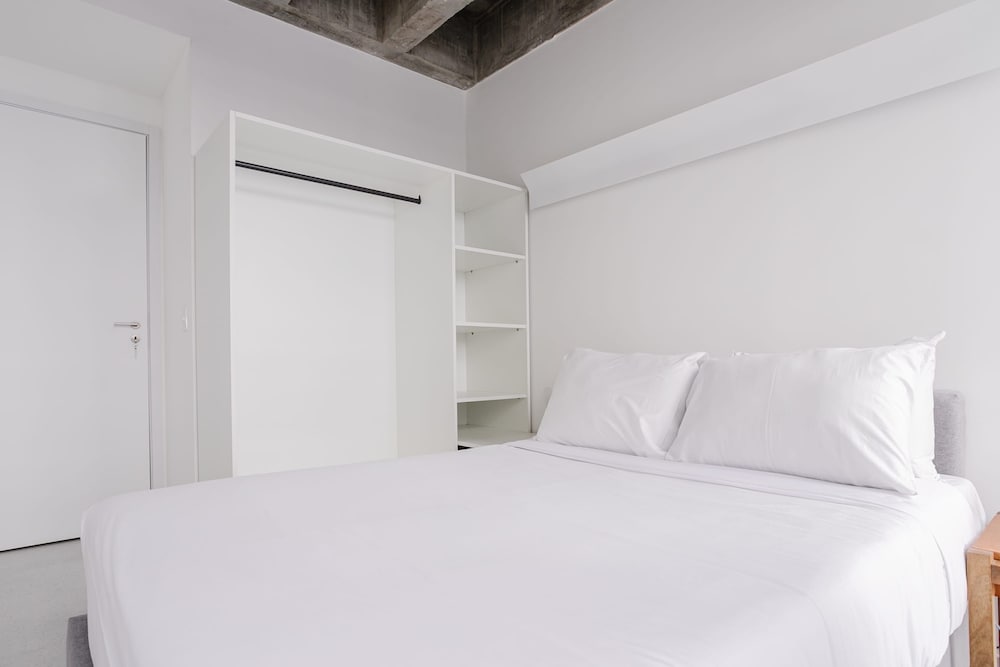 Eugenio Retreat Stylish 2 BR in Sao Paulo