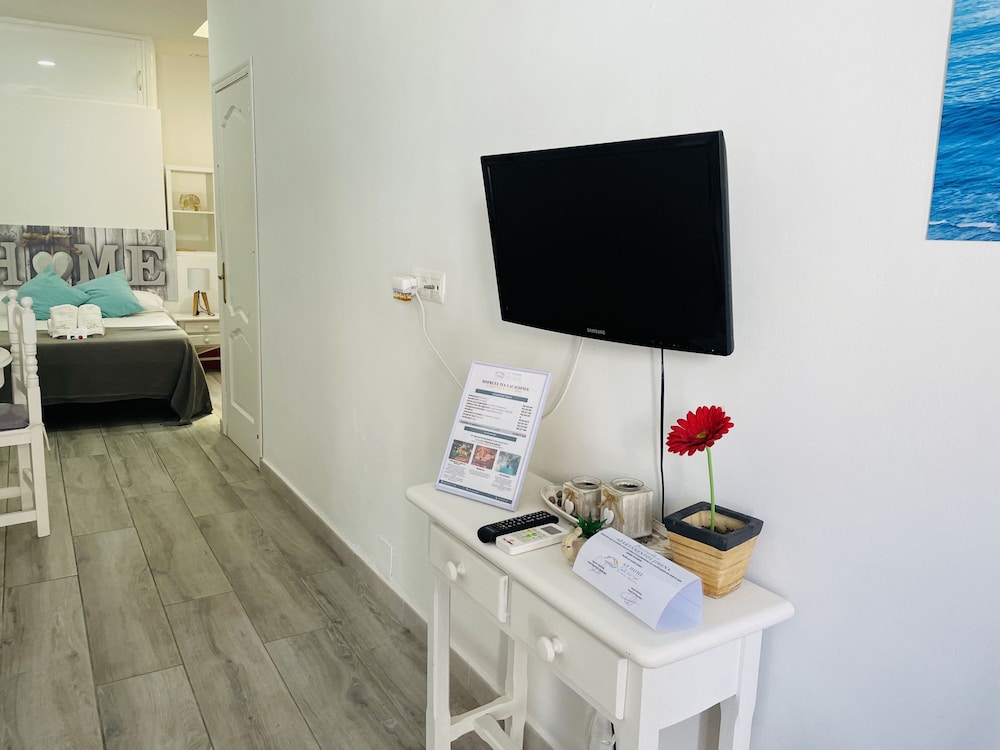 Estudio Playazo Jimena by At Home Costa del Sol