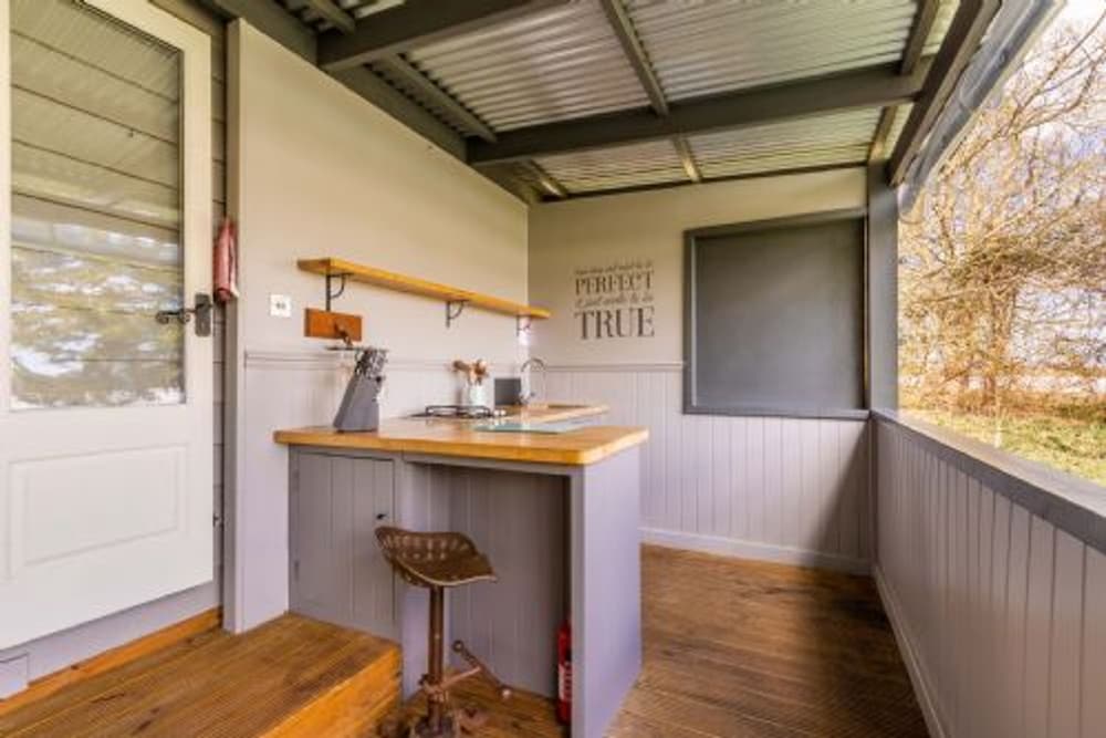 Host Stay The Hartley Hut