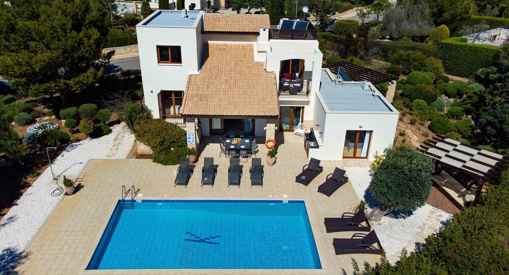 Villa Calantha 93 Aphrodite Hills