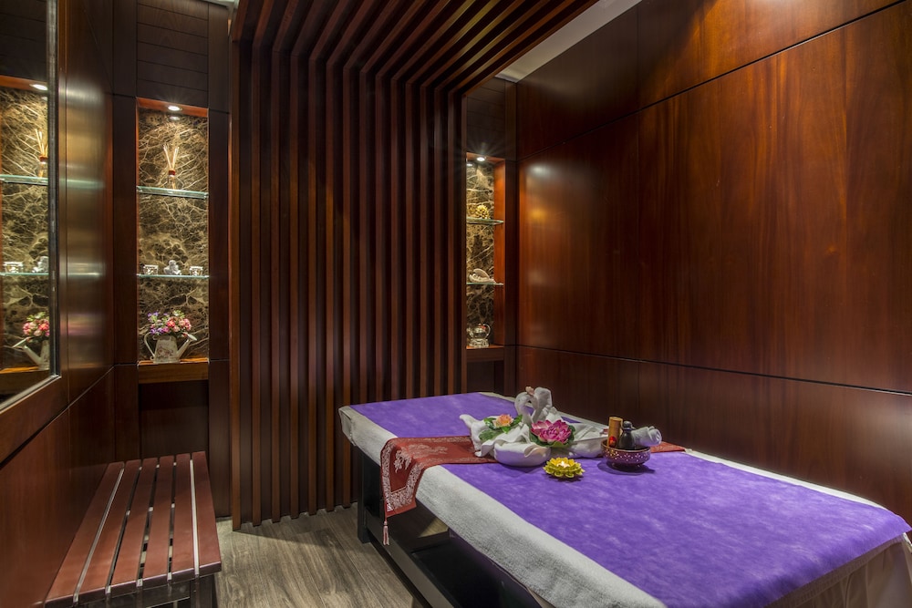 Abu Dhabi Vacations - Metropolitan Al Mafraq Hotel - Property Image 48