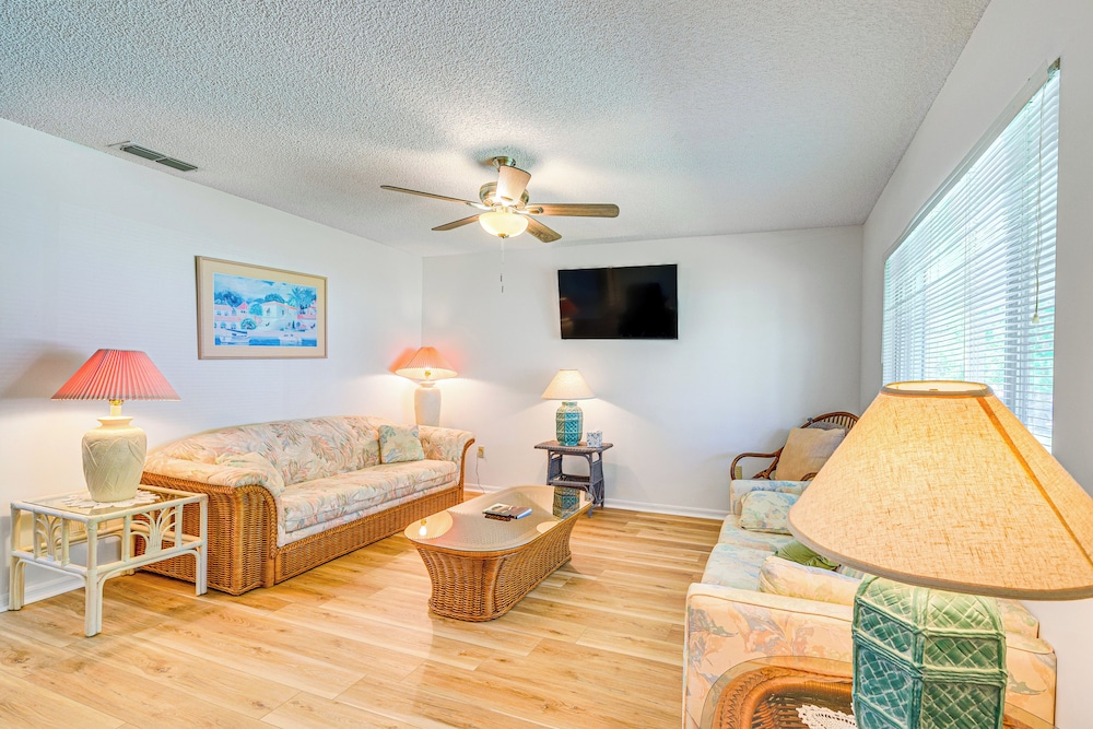 Ocala House Rental: 8 Mi to Downtown view 3