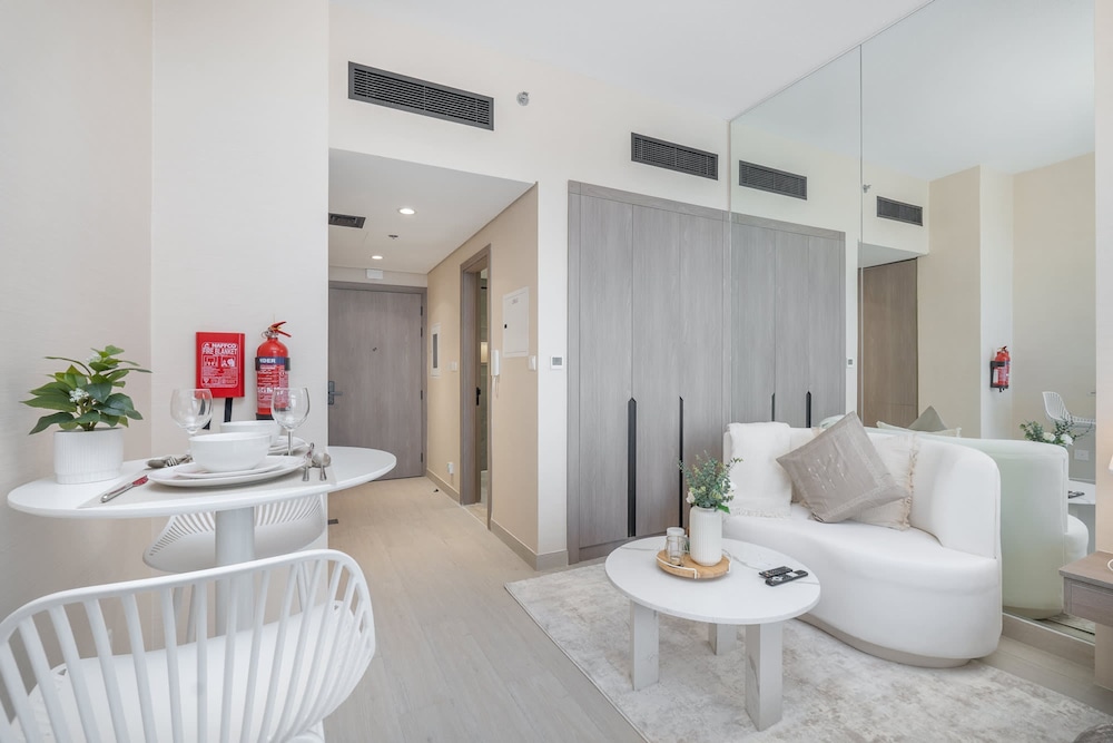 Heart Captivating Studio in Laya Heights