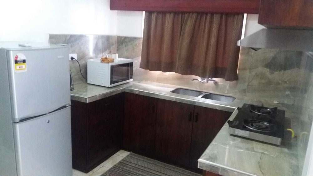 Two Bedroom House HHK-17-2 - Image 3