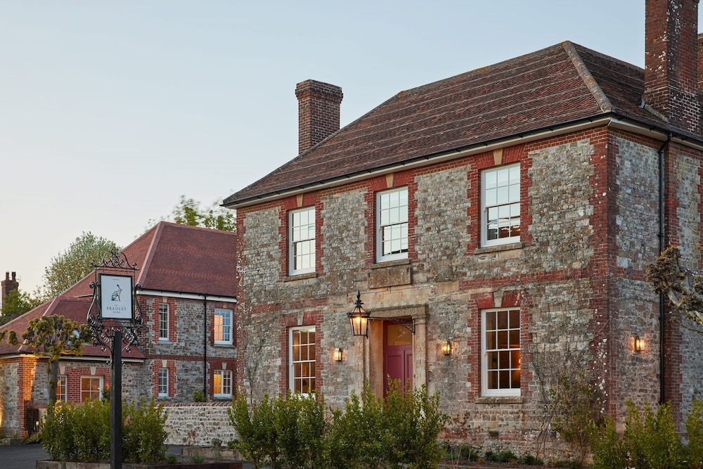 Warminster Vacations - The Bradley Hare - Property Image 2