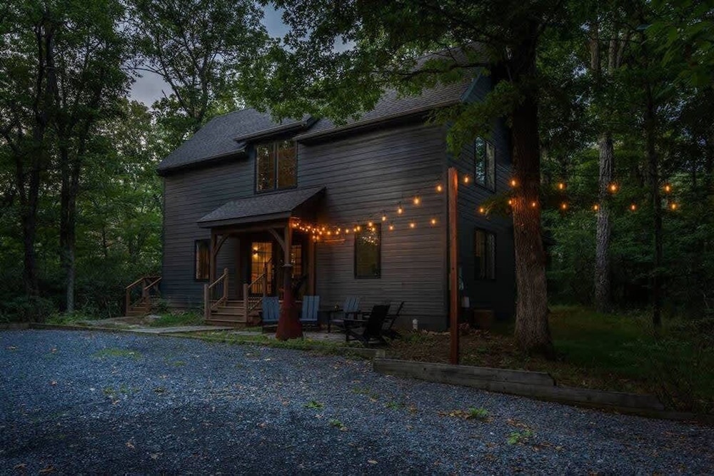 Adventure Awaits - Family Home