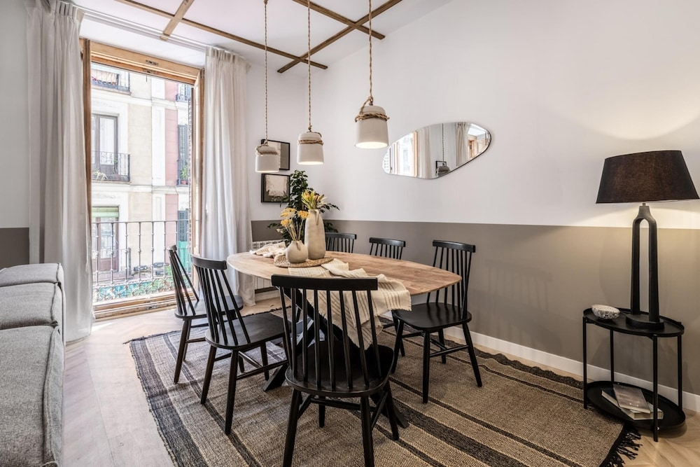 Baquo - 4 Bedrooms in Malasa a