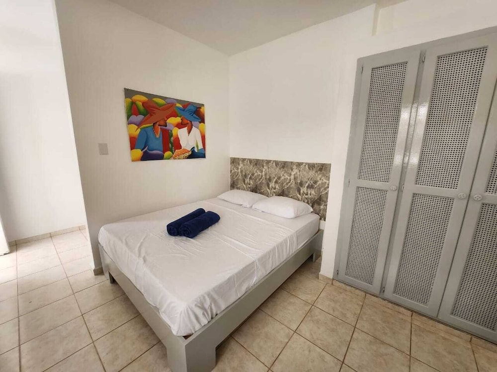 Secure 4-pers Apartment Close to the Beach