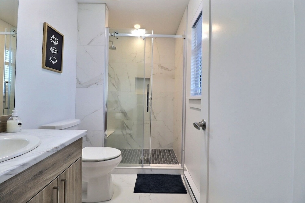 Moncton Vacations - GLOBALSTAY. New 3 Bedroom House in a Quiet Area - Property Image 5