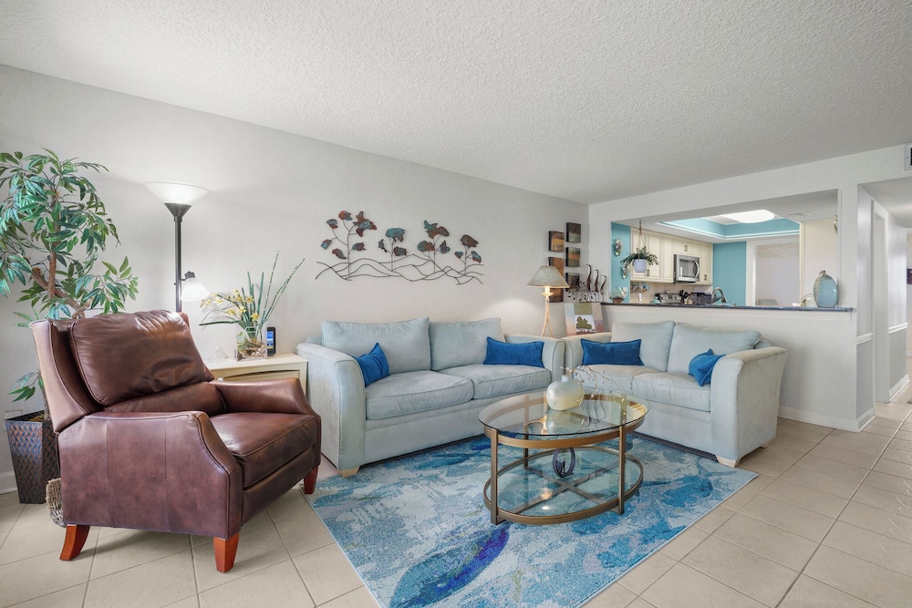 Ocean Eight 101 by Distinctive Beach Rentals