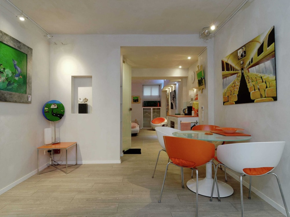 Contemporary Apartment in Kreuzberg, Berlin