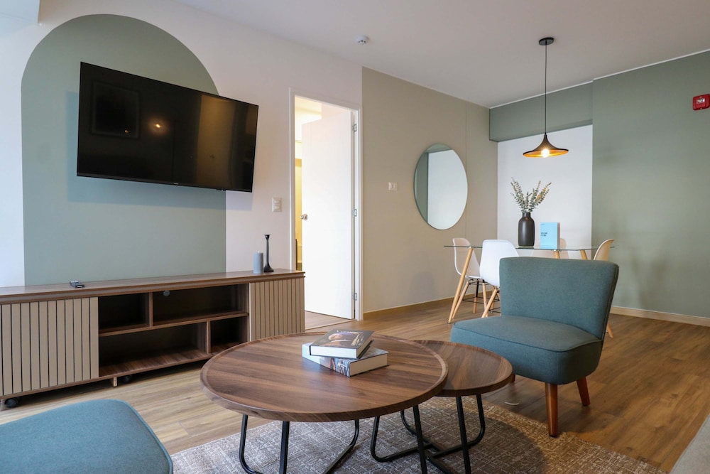Radiant 1BR With Deco in Miraflores