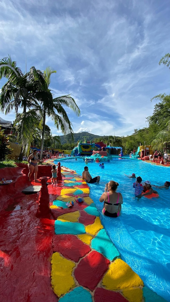 club paradise