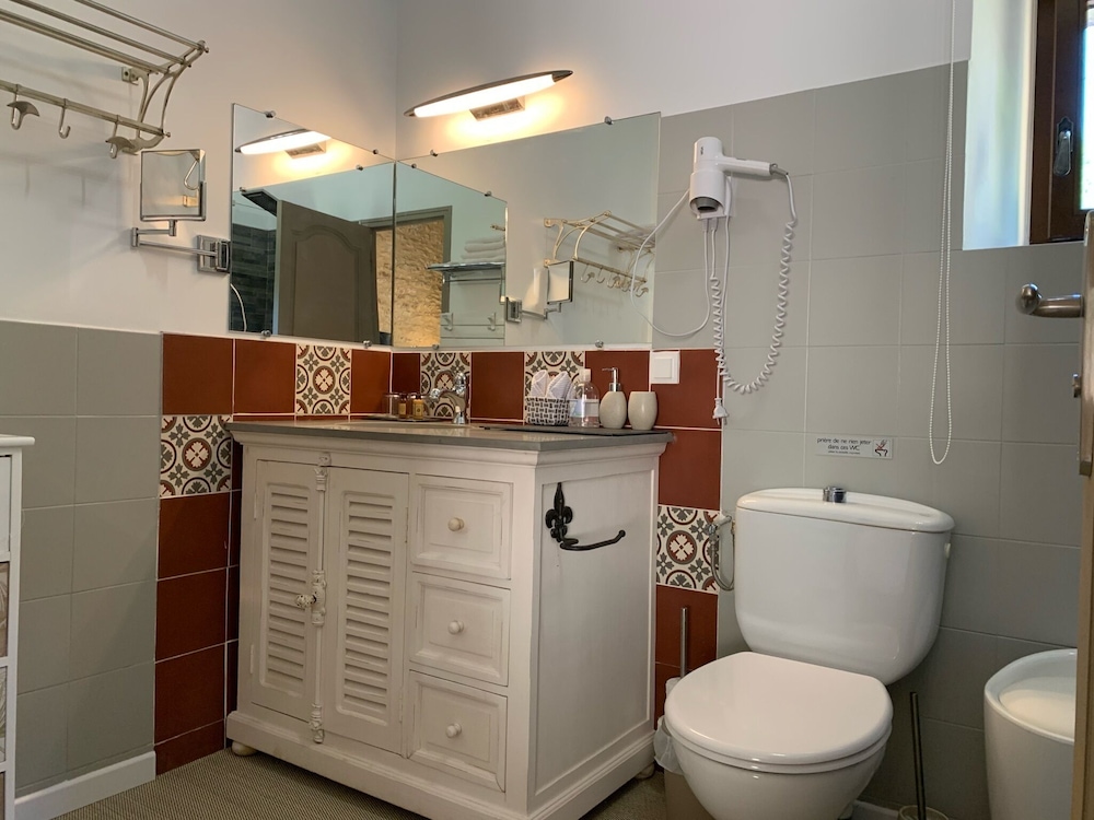 Le Noyer Residence - Property Image 33