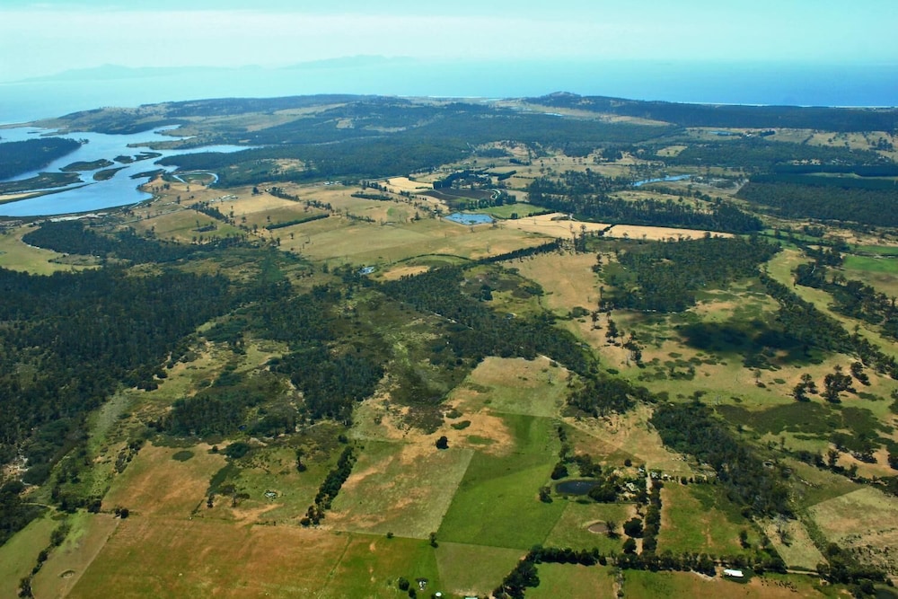 Wind Song Bed & Breakfast