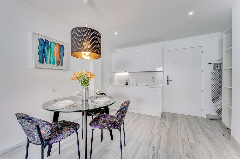 BAL Apartments - Adults Only