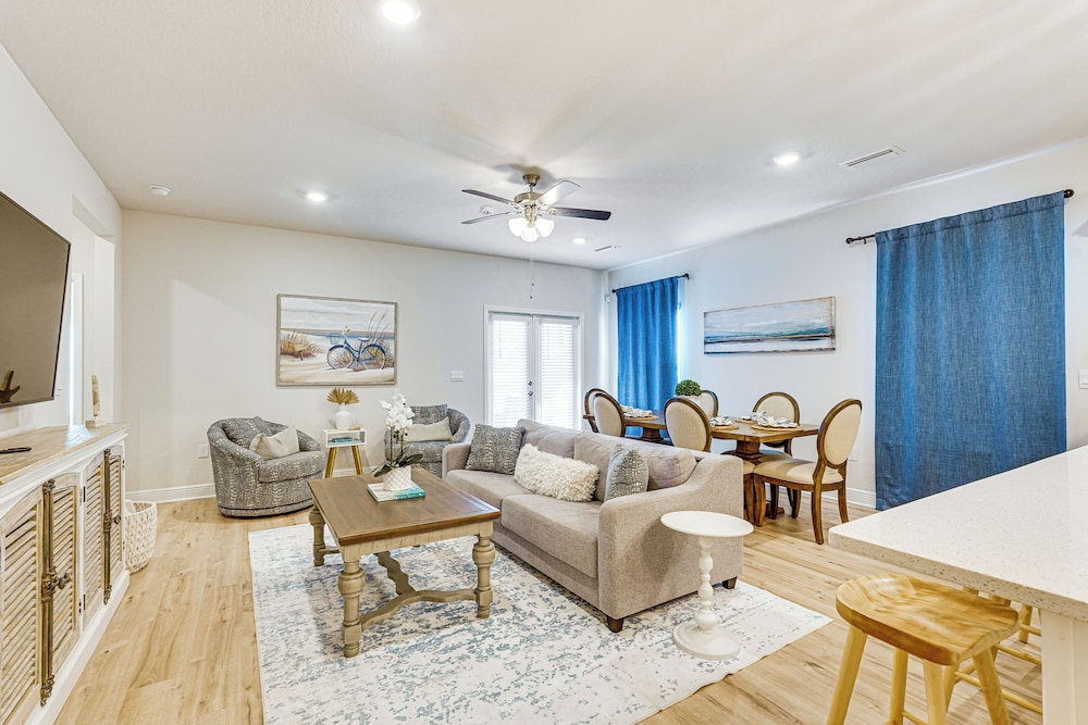 Beach Access: Port St Joe Home w/ Screened Patio!