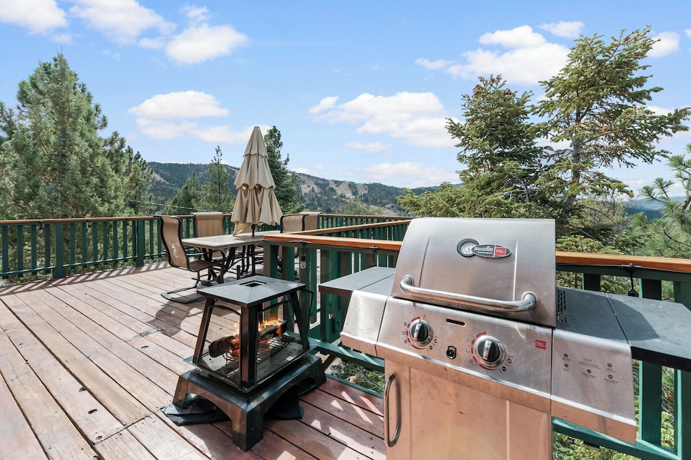 Wolf View Lodge