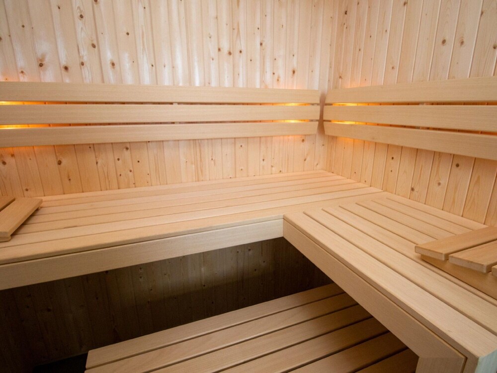 Villa by the Water With Sauna and Terrace