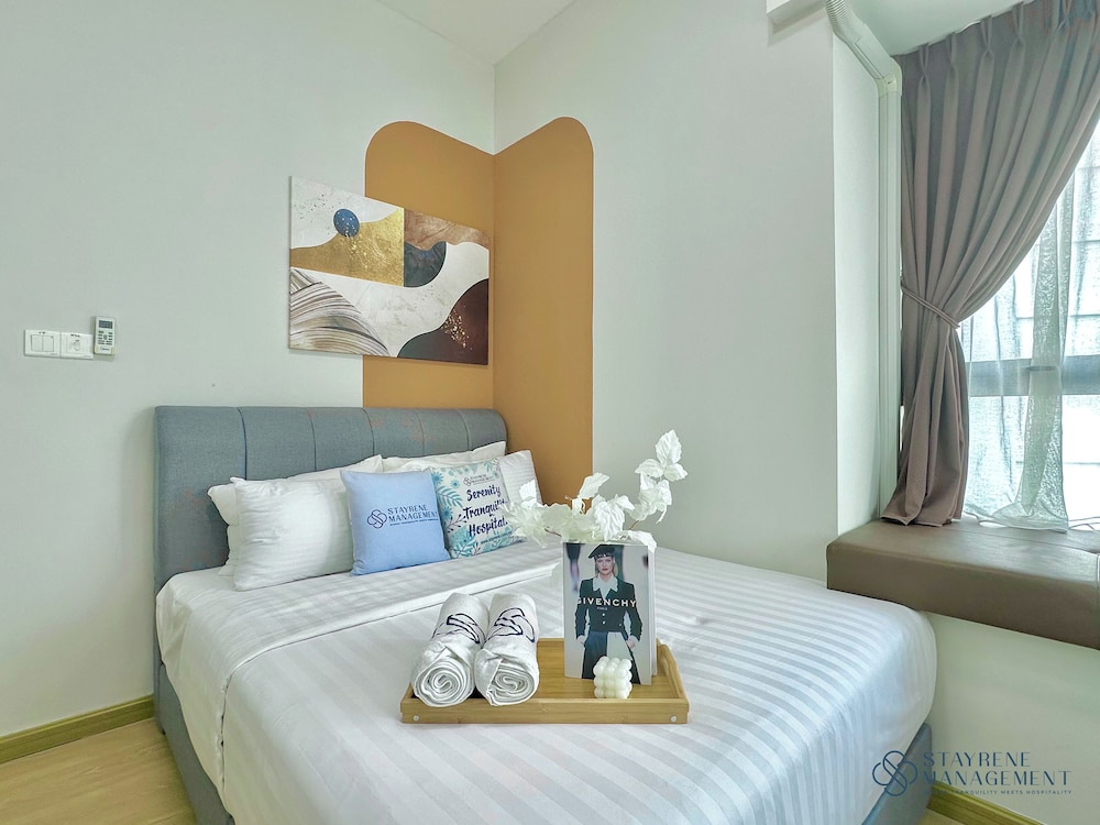 Country Garden Danga Bay Sea View Homestay by Stayrene