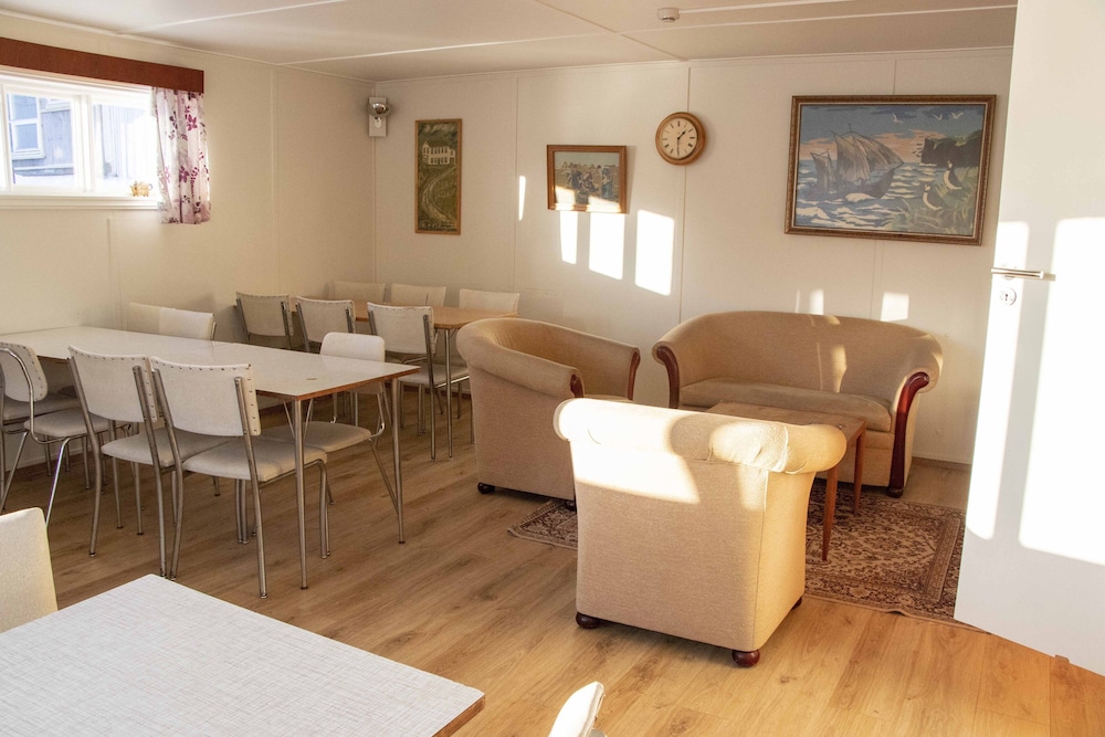 Puffin Hostel Vik