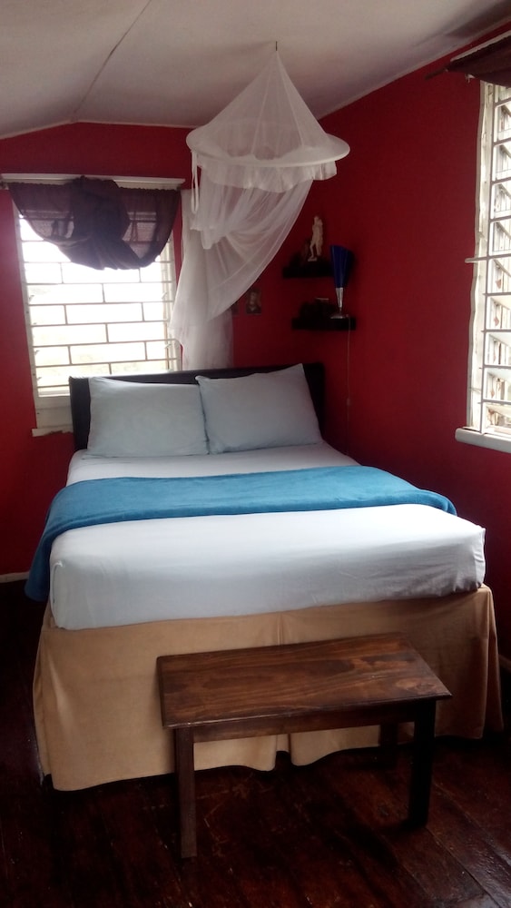 Kingsworth Bed and Breakfast