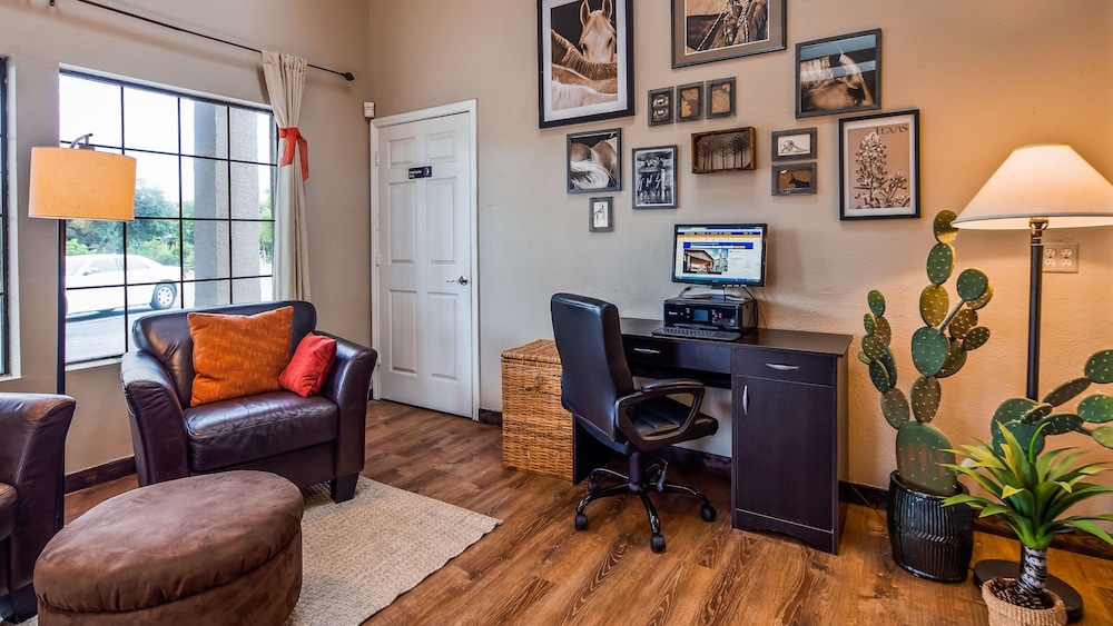 Johnson City Vacations - Best Western Johnson City Inn - Property Image 6