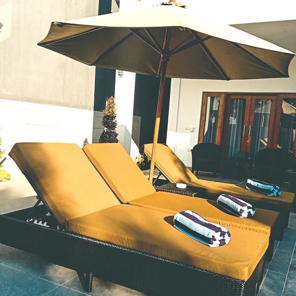Villa Royal Lovina view 3