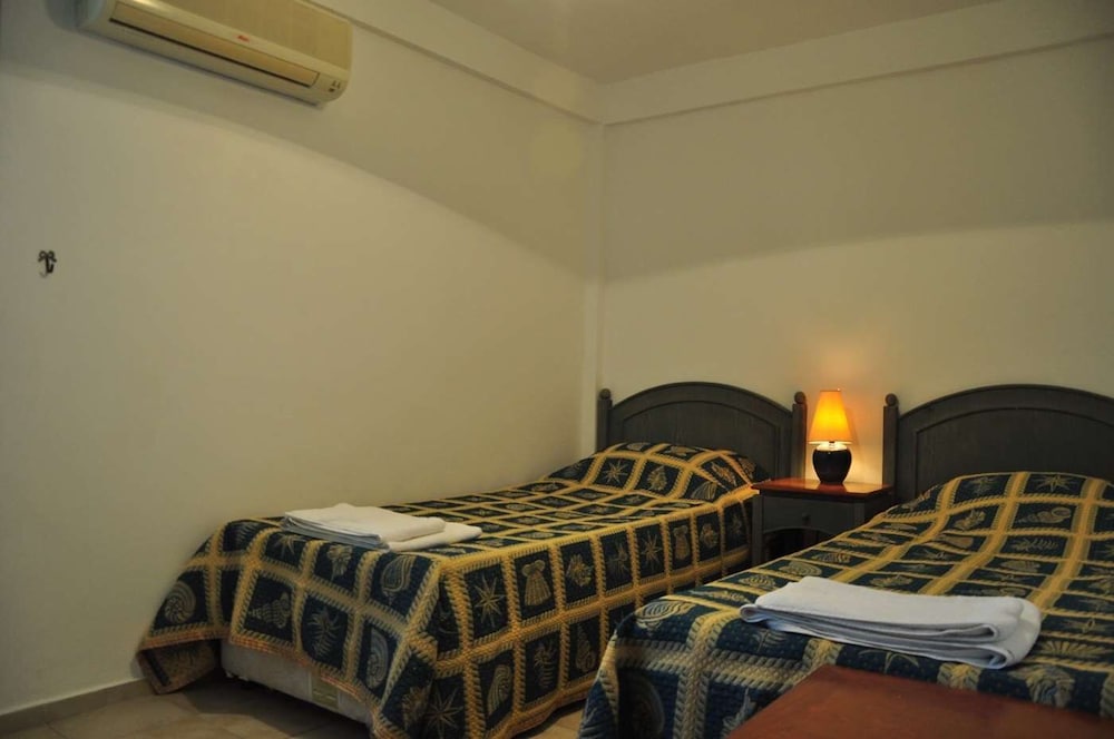 Palm Court Suites - Image 7