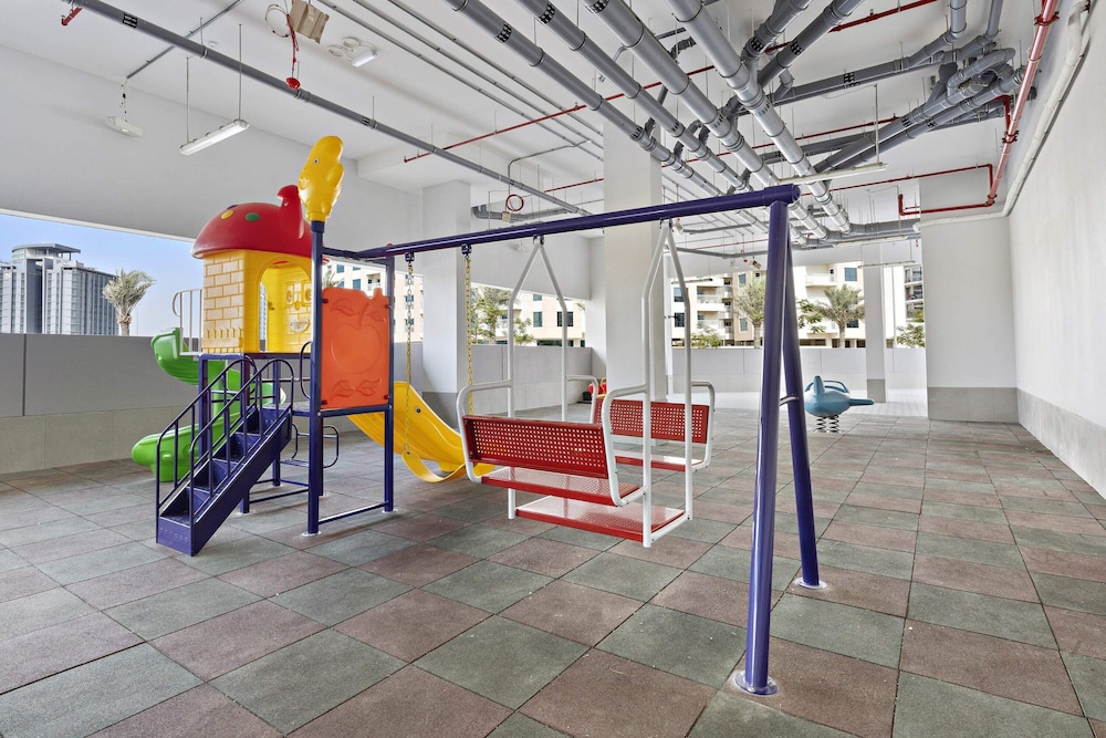 Silkhaus Pool Gym Beautiful Studio Art Gardens