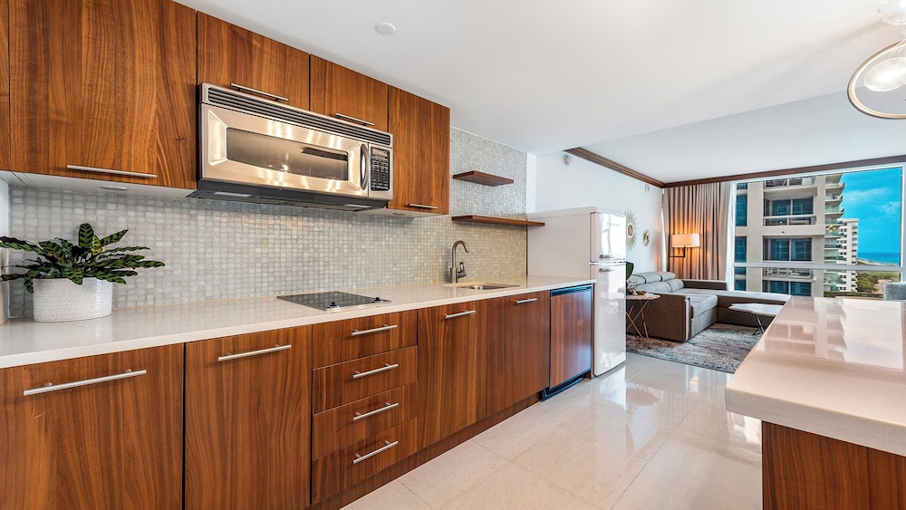 Luxury Vacation Rentals at Carillon Wellness Resort by LRMB