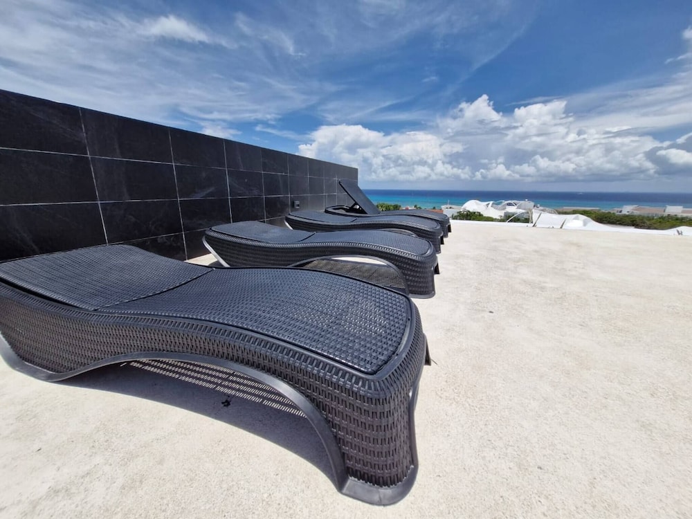 Luxury Apartment 2 BR in Playa Del Carmen 105